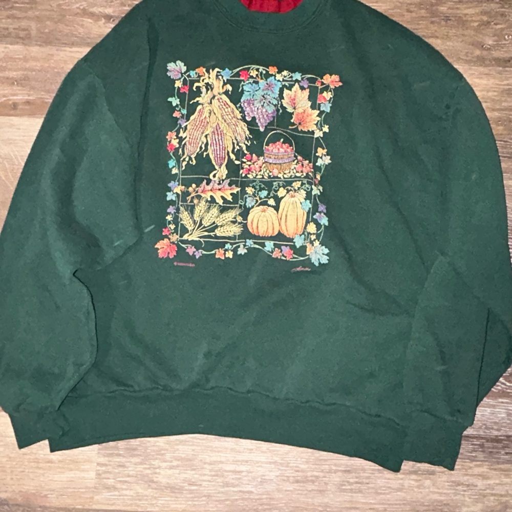 Vintage Jerzees Green Sweater with Autumn Design